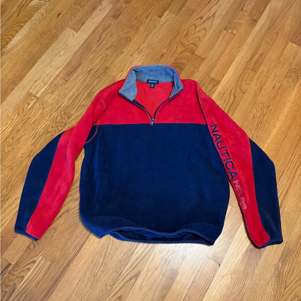 Men’s vintage Nautica fleece pull over